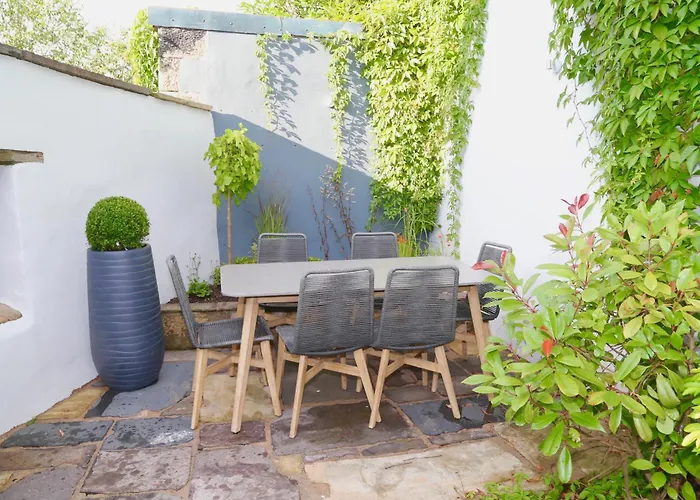 The Old Post Office בית נופש