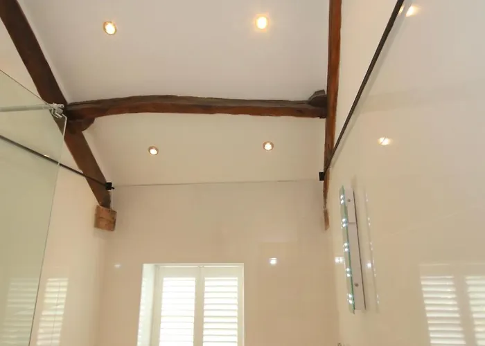 The Old Post Office בית נופש